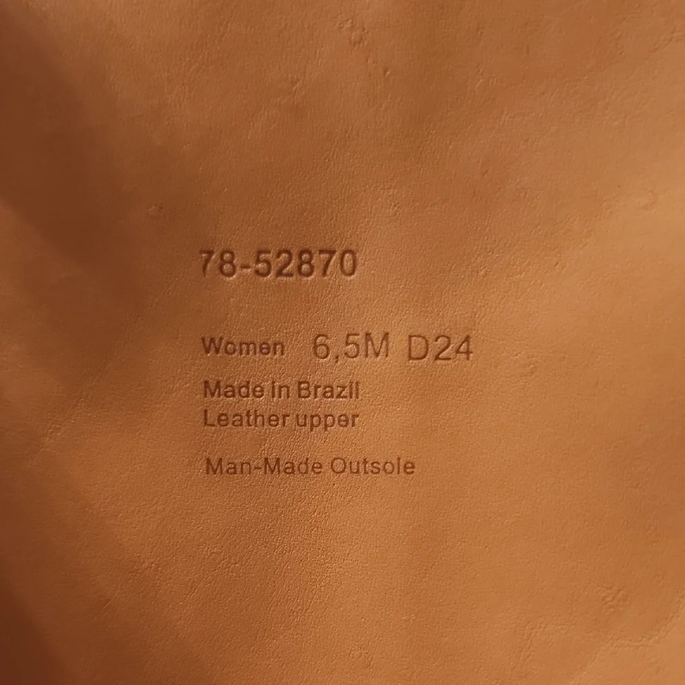 JOHNSTON & MURPHY Eleanor Belted Women's Boots Taupe Size 6.5